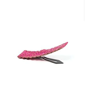 SHIMMERY SEQUINISTA - PINK HAIR CLIP. NWT